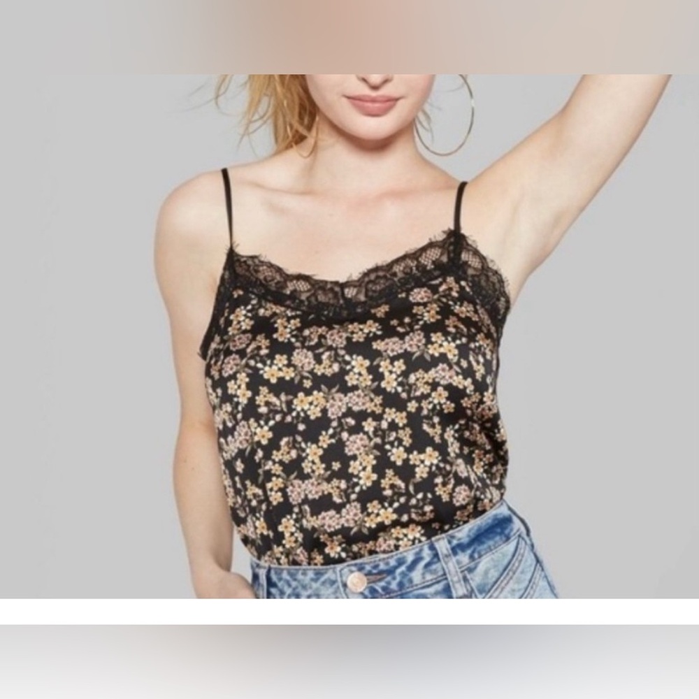 wild fable Black Floral Lace-Trim Camisole